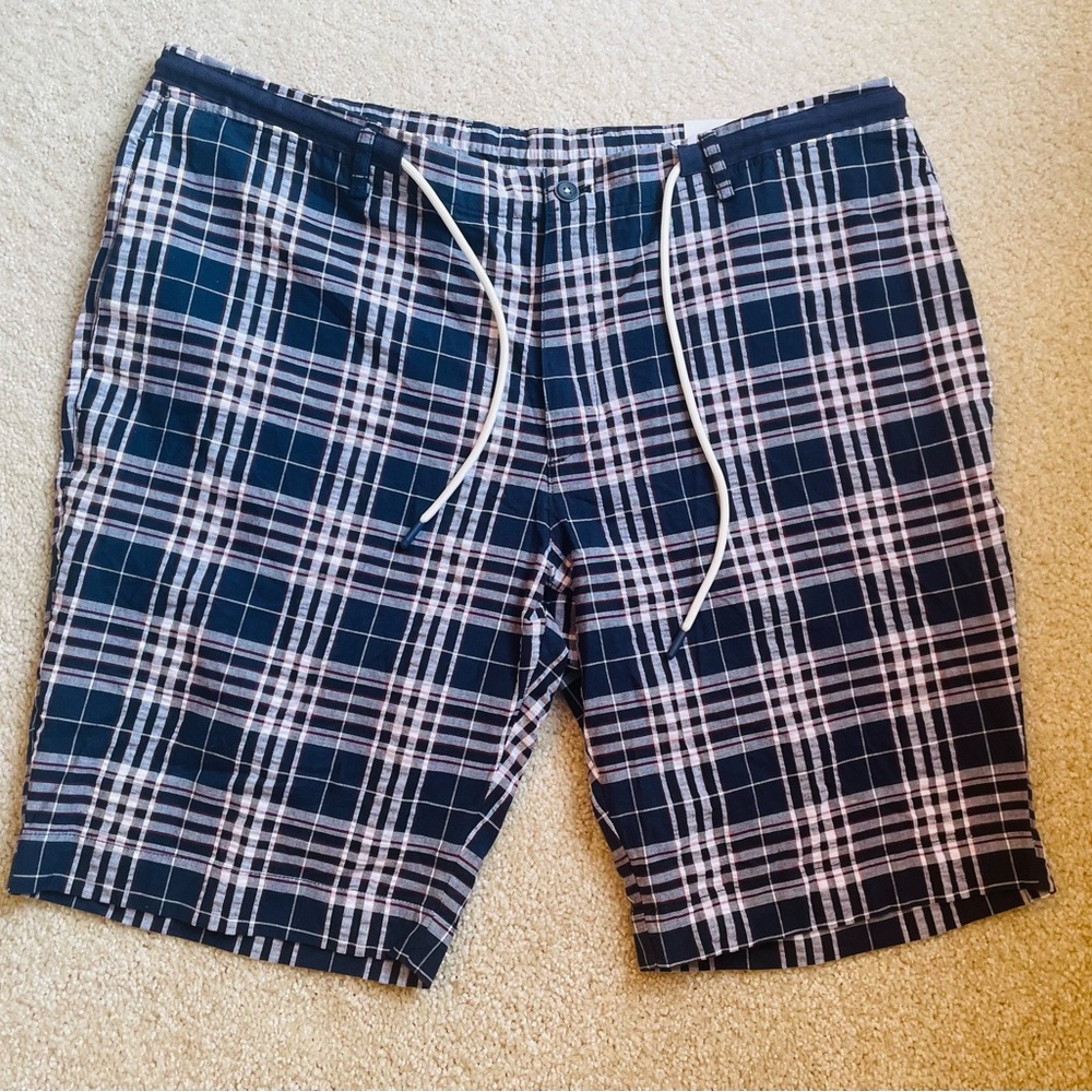 Paisley & Gray Navy and Red Plaid Flat Front Men’s Shorts